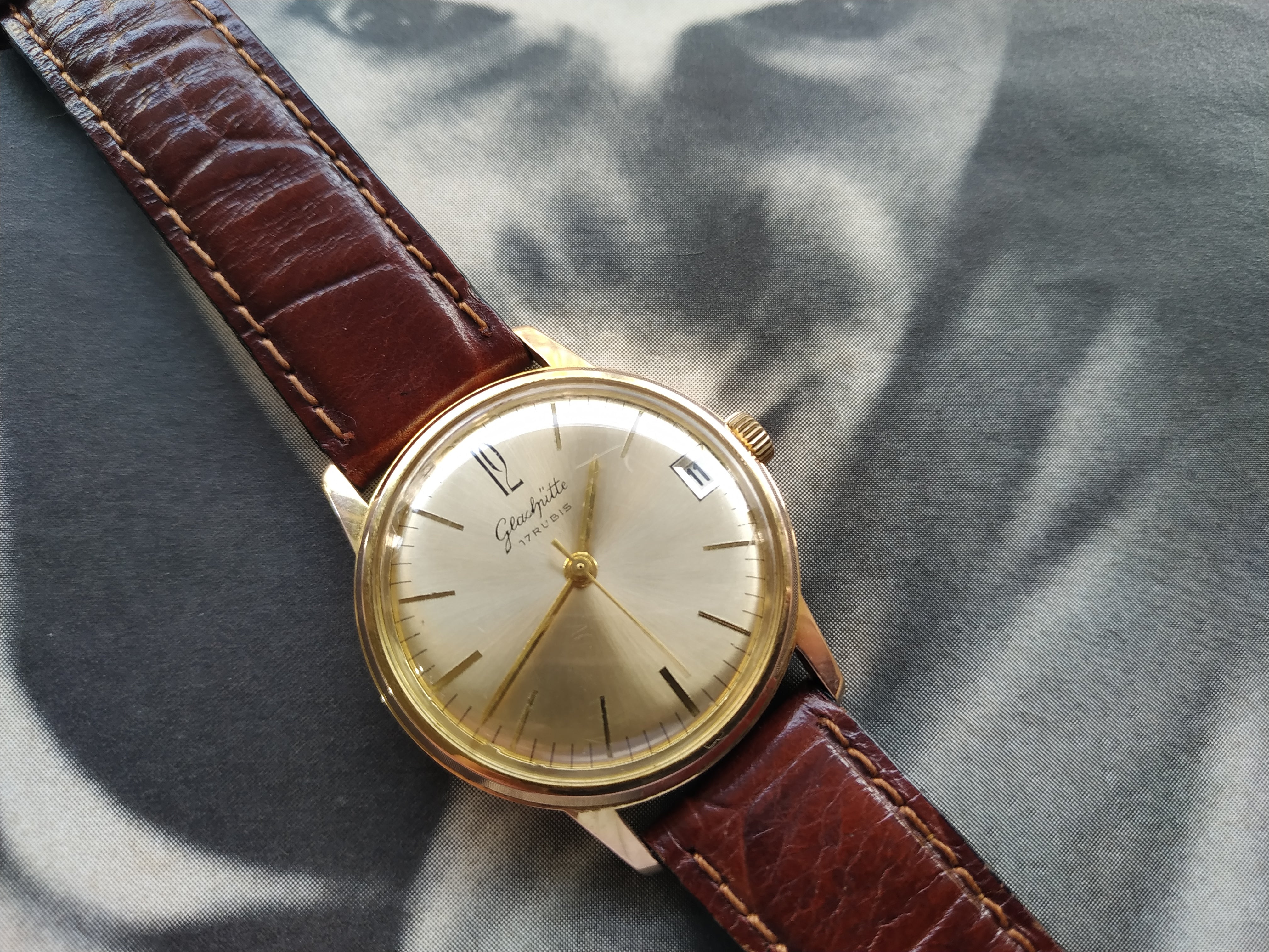 Vintage glashutte online watches